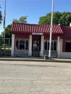 /international/us/320-e-main-street-blue-mound-ks-110101092766/