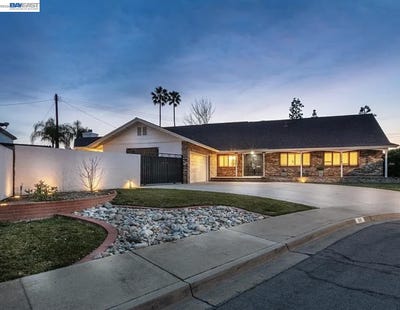 /international/us/918-saint-catherine-way-claremont-ca-110107688066/