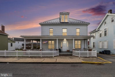 /international/us/410-orange-street-mifflintown-pa-110106988516/