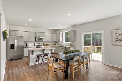 /international/us/7760-arbor-marsh-terrace-new-kent-va-110101222943/?lang=en