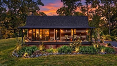 /international/us/7194-spring-hill-road-lewisville-nc-110120124031/