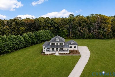 /international/us/003-bush-neck-road-williamsburg-va-110108478062/