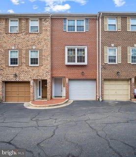 /international/us/948-s-rolfe-street-arlington-va-110107987619/