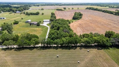 /international/us/2729a-nebraska-road-ottawa-ks-110100529349/