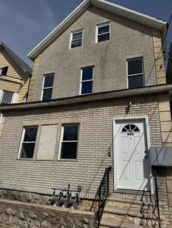 /international/us/443-fulton-street-elizabeth-nj-110107796550/