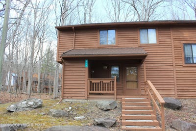 /international/us/211-falls-circle-bushkill-pa-110107003167/