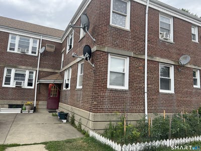 /international/us/440-success-bld-86-avenue-bridgeport-ct-110108975653/
