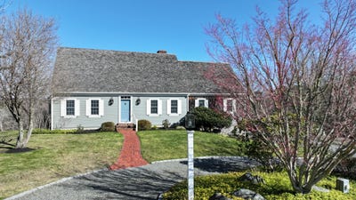 /international/us/142-ridgewood-drive-brewster-ma-110098624013/