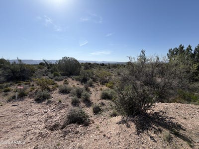 /international/us/4850-e-crazy-horse-circle-e-rimrock-az-110106817946/