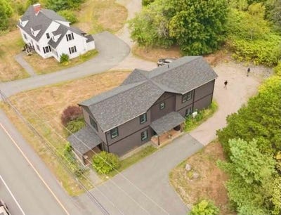 /international/us/324-328-high-street-ellsworth-me-110110407055/