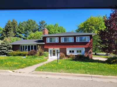 /international/us/607-lincoln-way-sault-ste-marie-mi-110108977543/
