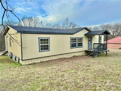 /international/us/401-warner-st-poteau-ok-110105259347/