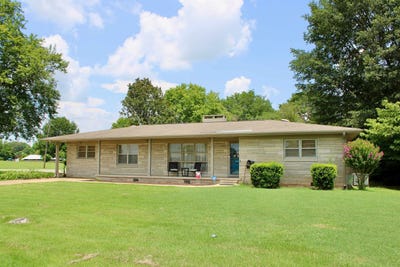 /international/us/401-w-candler-ave-muscle-shoals-al-110100421134/