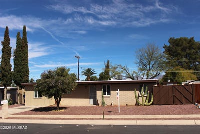 /international/us/6711-e-nicaragua-drive-tucson-az-110106376640/