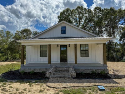 /international/us/14-mixon-rd-new-augusta-ms-110120561556/