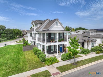 /international/us/605-creekside-common-new-braunfels-tx-110120411416/