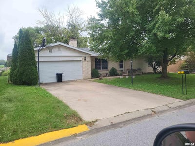/international/us/1601-s-28th-street-quincy-il-110119991268/