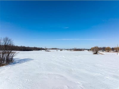 /international/us/20417-larkin-road-corcoran-mn-110106976362/