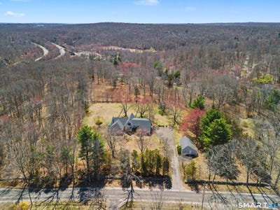 /international/us/59-61-wig-hill-road-chester-ct-110107311304/
