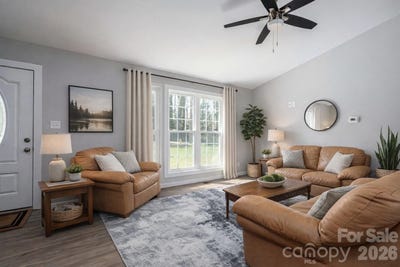 /international/us/660-w-9th-street-newton-nc-110106498299/