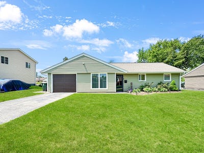 /international/us/7830-sprucewood-avenue-woodridge-il-110108450184/