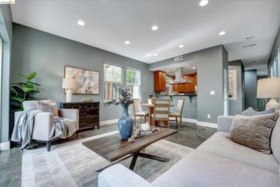 /international/us/3038-e-18th-st-oakland-ca-110107433494/