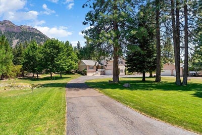 /international/us/4900-n-old-stage-road-mt-shasta-ca-110098402482/