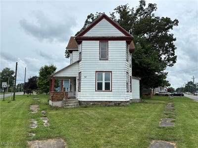 /international/us/37-n-railroad-street-greenwich-oh-110101052776/?lang=en