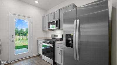 /international/us/252-otter-lodge-street-sanford-nc-110104430377/