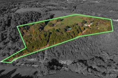 /international/us/174-last-resort-road-galena-mo-110103676614/