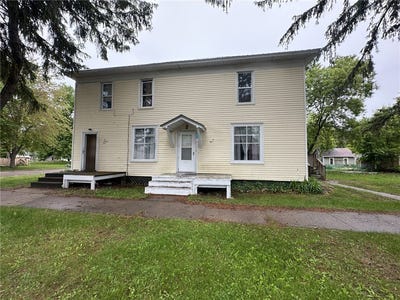 /international/us/501-river-street-colfax-wi-110100076045/
