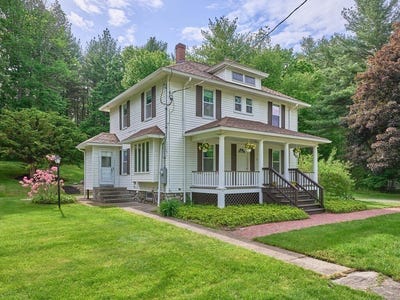 /international/us/304-south-street-auburn-ma-110108536462/