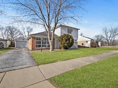 /international/us/226-s-orchard-drive-park-forest-il-110105864437/