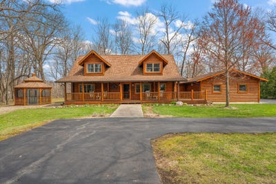 /international/us/1941-n-eaglehoff-court-monticello-in-110099017468/