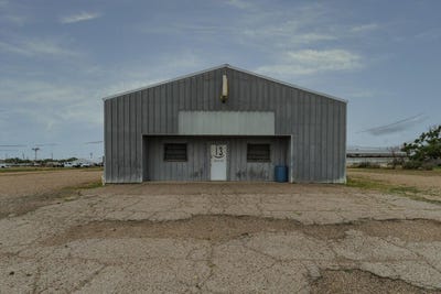 /international/us/210-se-4th-st-dimmitt-tx-110100205255/