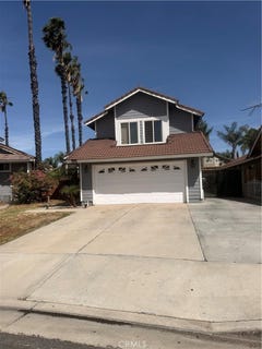 /international/us/24344-katrina-moreno-valley-ca-110106979432/