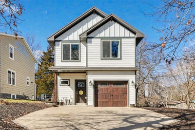 /international/us/710-mt-nemo-avenue-eau-claire-wi-110107356552/