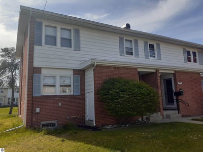 /international/us/8113-a-colorado-street-oscoda-mi-110108225992/