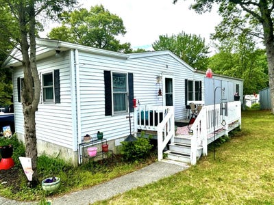 /international/us/11-chestnut-circle-rockland-ma-110108358260/