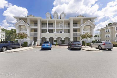 /international/us/1215-n-middleton-drive-calabash-nc-110094028109/