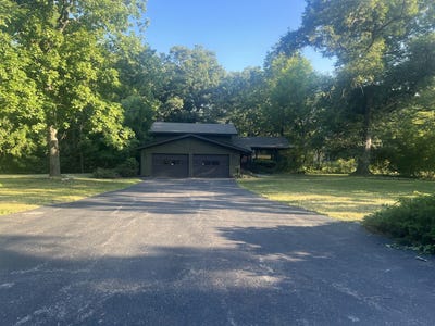 /international/us/2337-valley-view-lane-park-forest-il-110108139015/