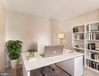 /international/us/485-harbor-side-street-woodbridge-va-110100612592/
