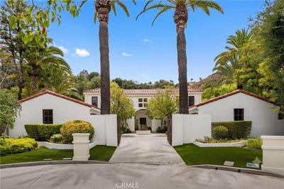 /international/us/23921-park-granada-calabasas-ca-110108442762/