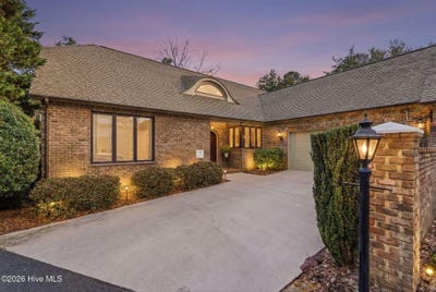 /international/us/3-sodbury-court-pinehurst-nc-110106230374/