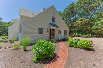/international/us/49-shellback-way-mashpee-ma-110101062316/?lang=zh-cn