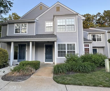 /international/us/407-hampton-court-manalapan-nj-110108202665/