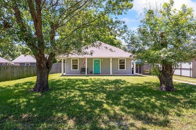 /international/us/110-s-race-street-tioga-tx-110099925549/