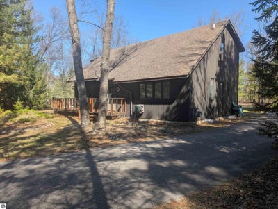 /international/us/6348-jackpine-trail-alger-mi-110099082328/?lang=zh-tw