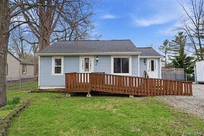 /international/us/1028-carlton-drive-york-twp-mi-110107404484/