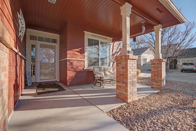 /international/us/737-scoters-circle-grand-junction-co-110105414084/